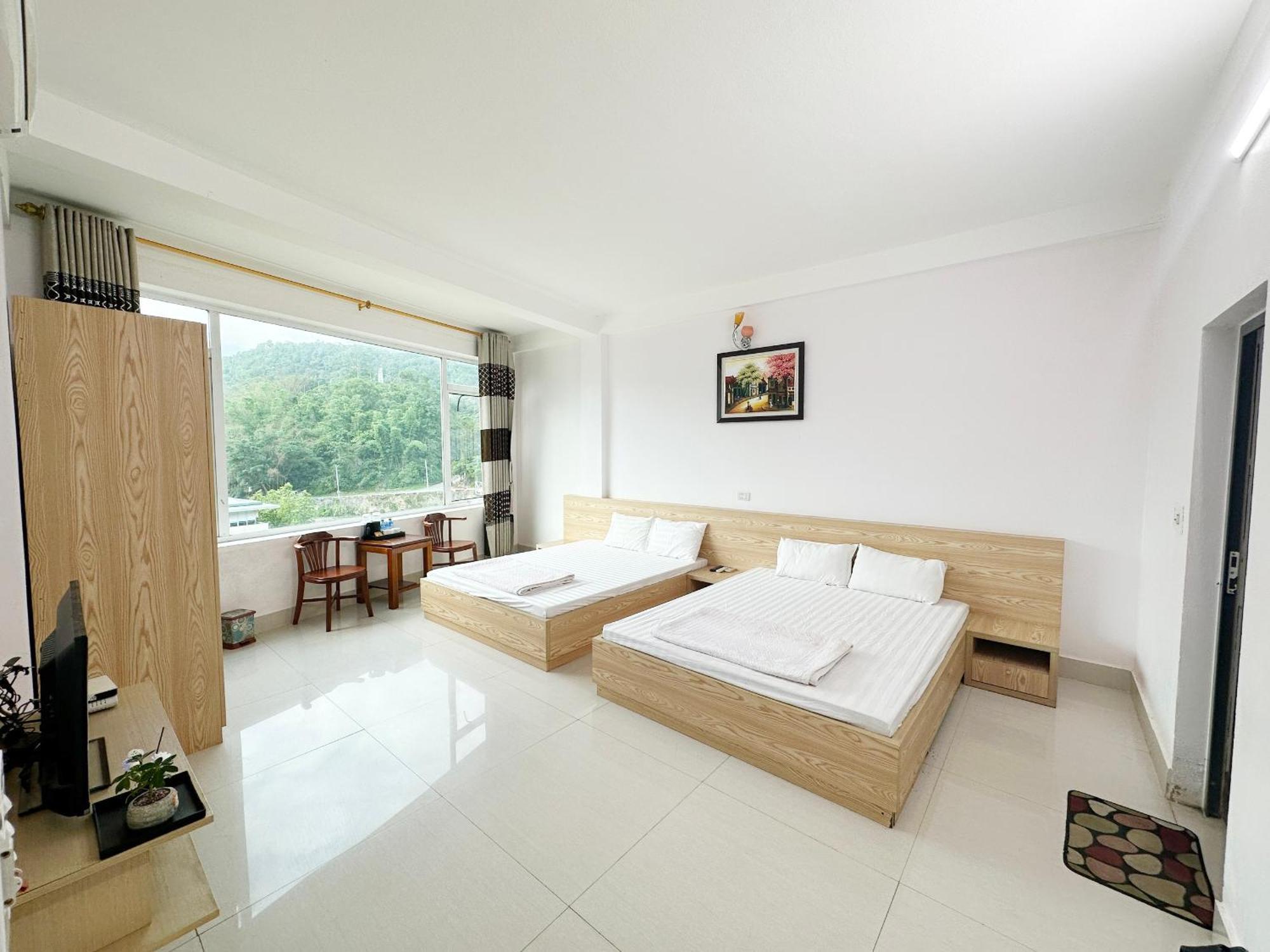 Quy Anh Hotel Bao Lac Town Bagian luar foto