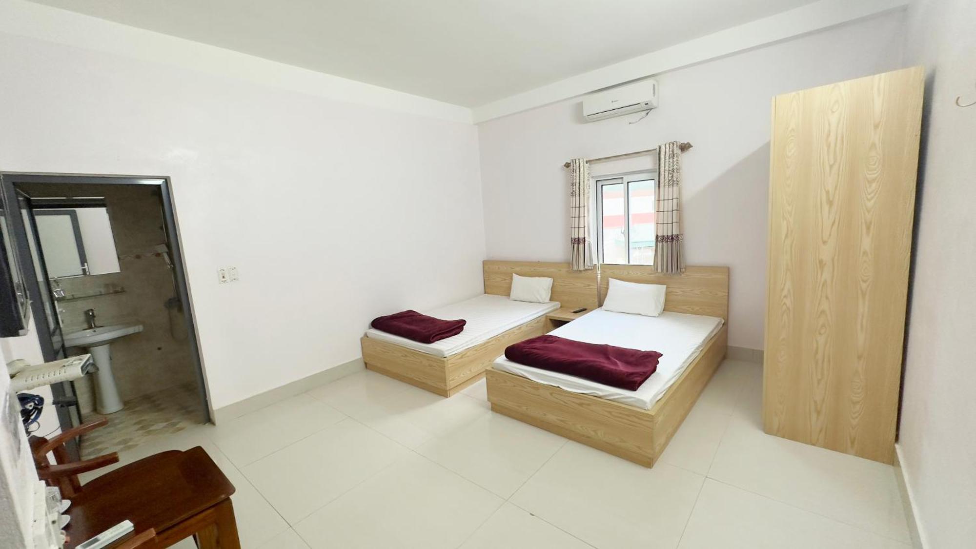 Quy Anh Hotel Bao Lac Town Bagian luar foto