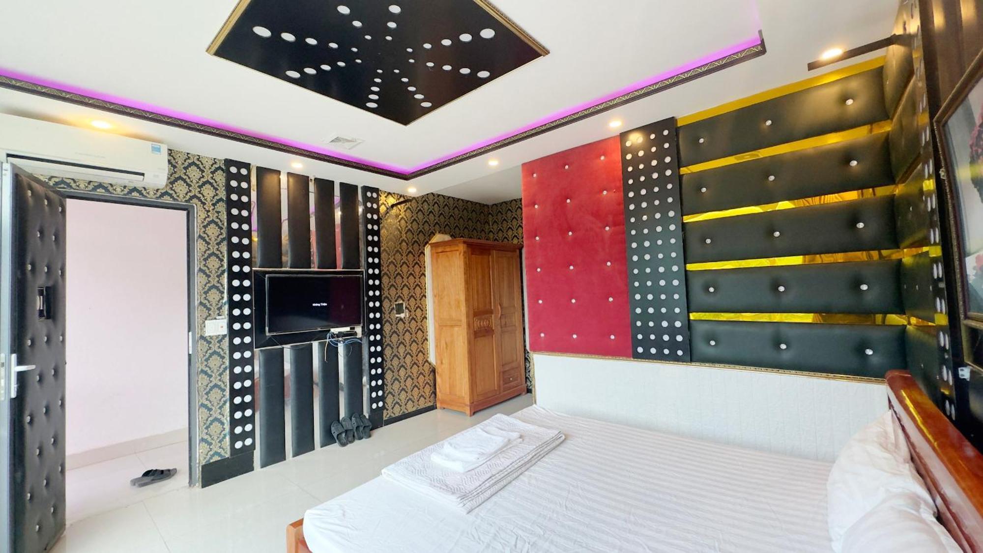 Quy Anh Hotel Bao Lac Town Bagian luar foto