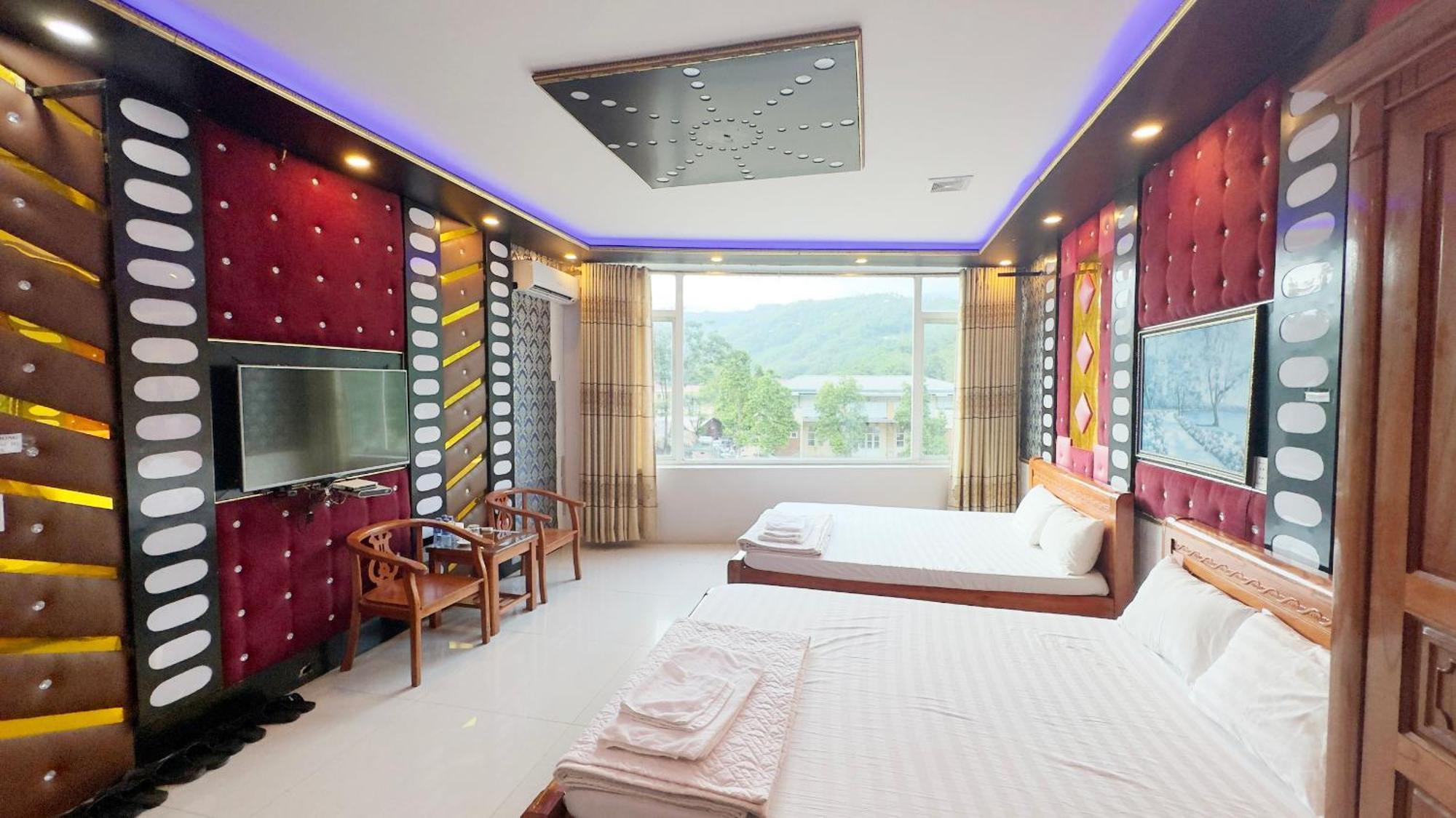Quy Anh Hotel Bao Lac Town Bagian luar foto