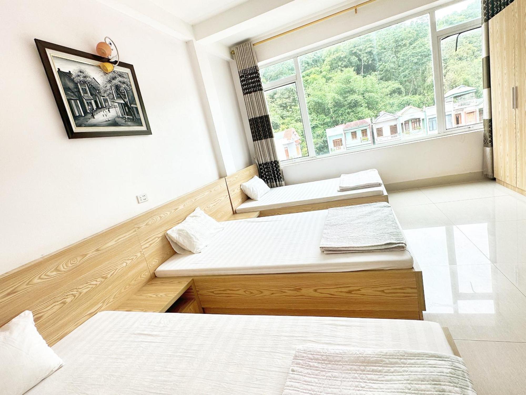 Quy Anh Hotel Bao Lac Town Bagian luar foto
