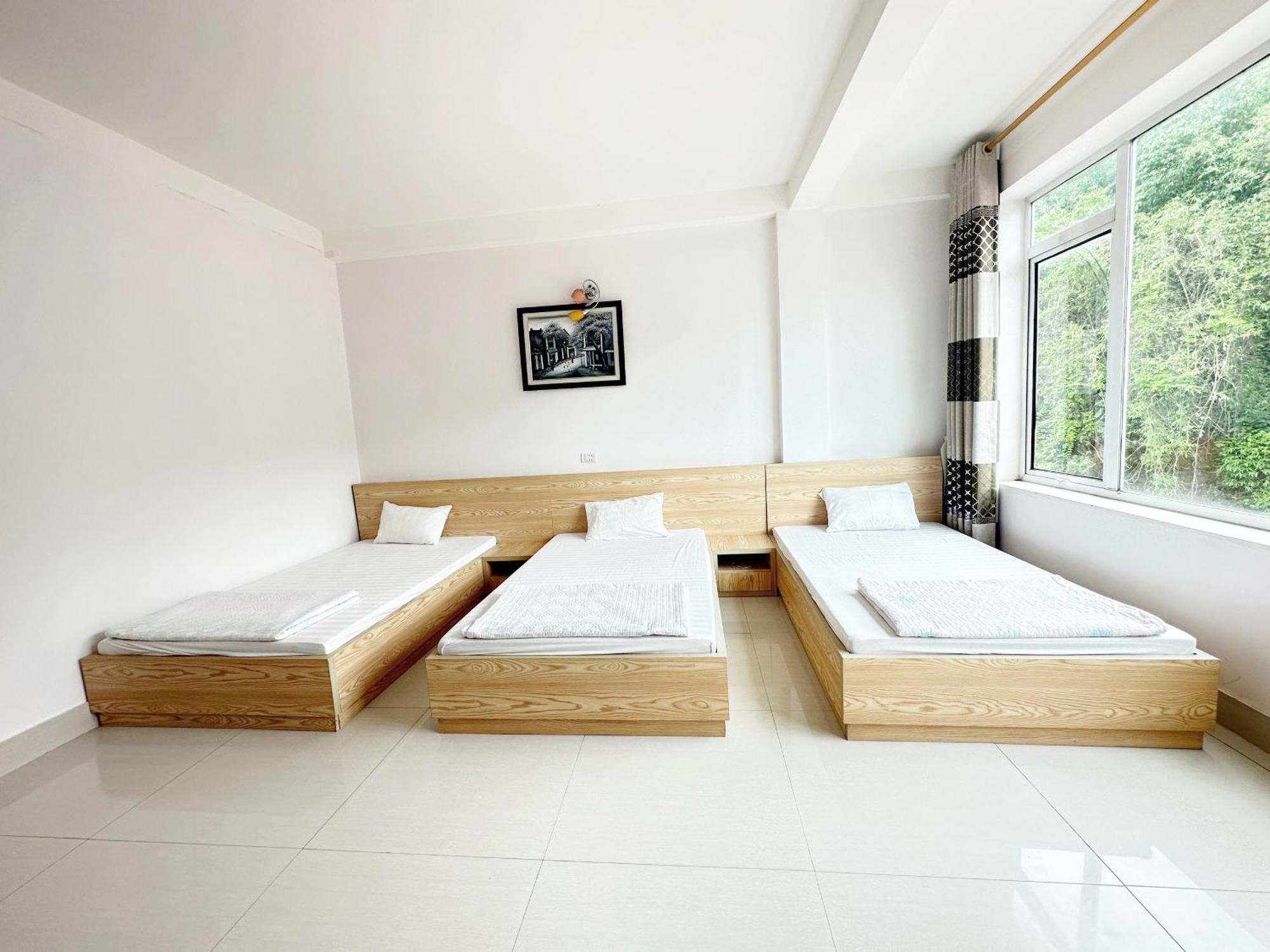 Quy Anh Hotel Bao Lac Town Bagian luar foto