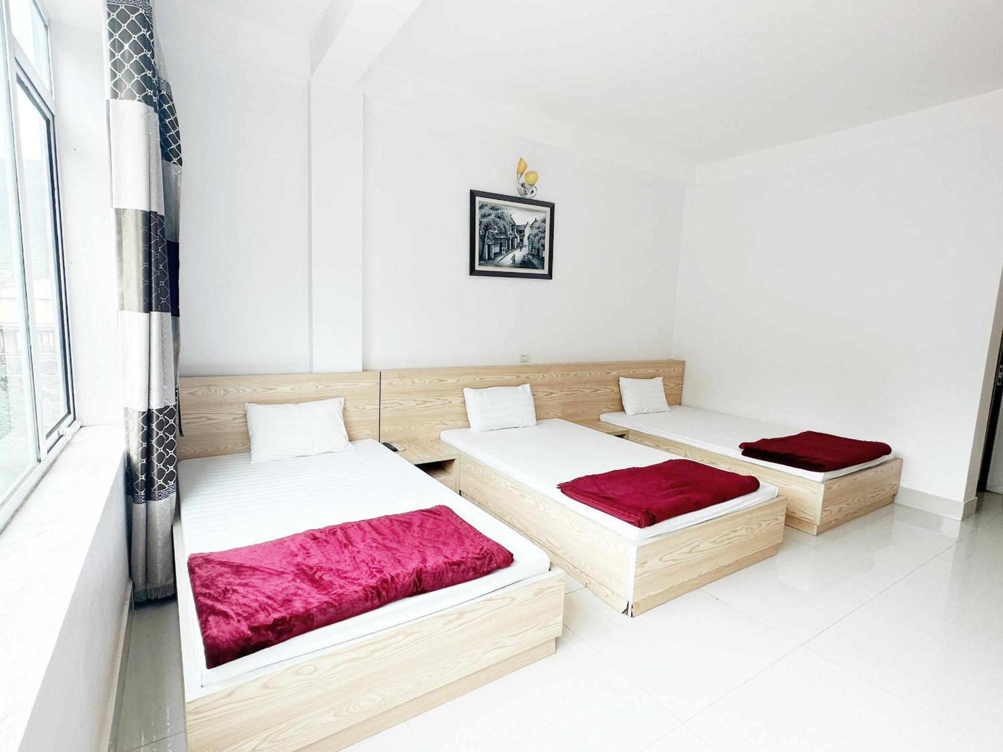 Quy Anh Hotel Bao Lac Town Bagian luar foto
