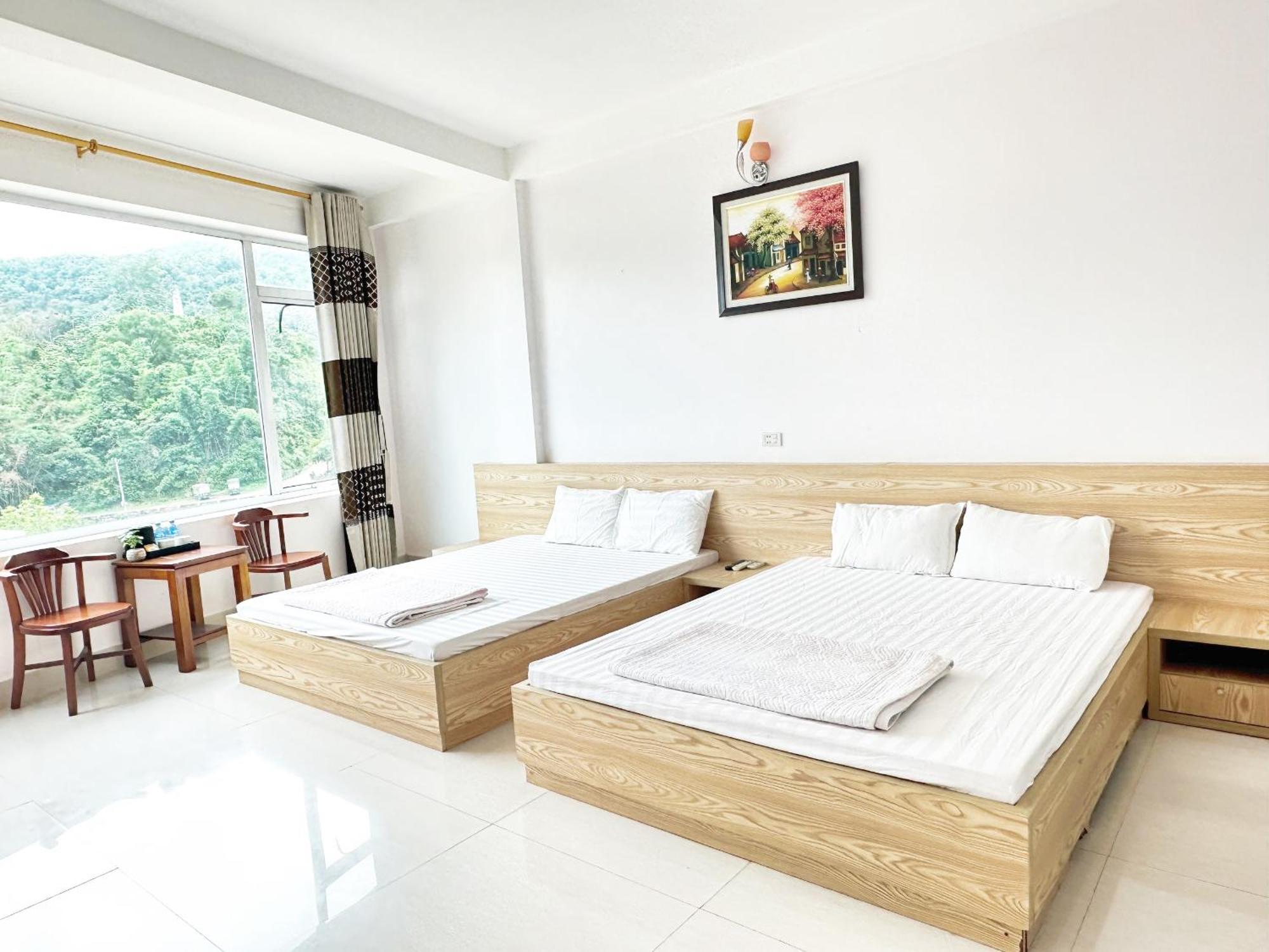 Quy Anh Hotel Bao Lac Town Bagian luar foto